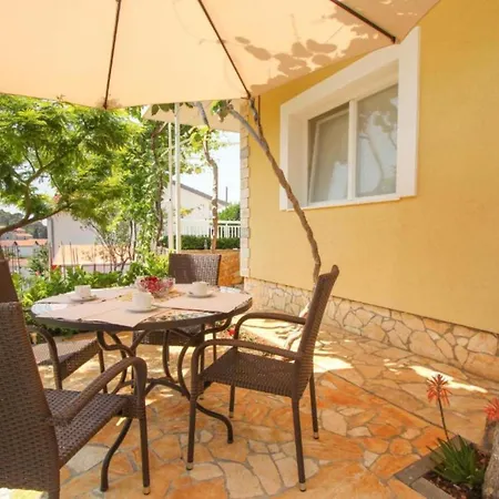 Kapetan Vila Trogir