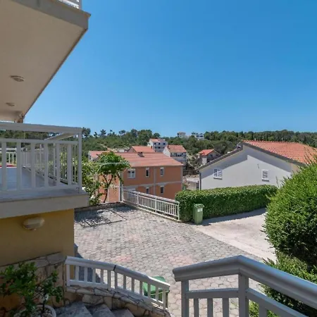 Vila Kapetan