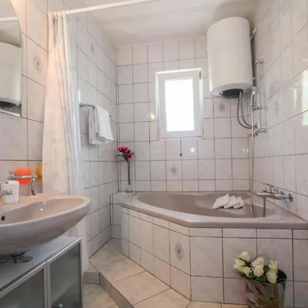 Vila Kapetan *
